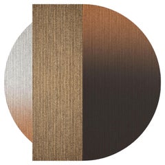 Tapis 'Flux' en Abaca, couleur 'Mahogany', Ø 250cm par Claire Vos pour Musett Design