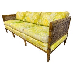 Vintage Nussbaum Bambus Floral Cane Sofa