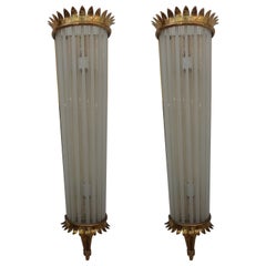 Grande coppia di lampade francesi Art Deco in ottone e vetro