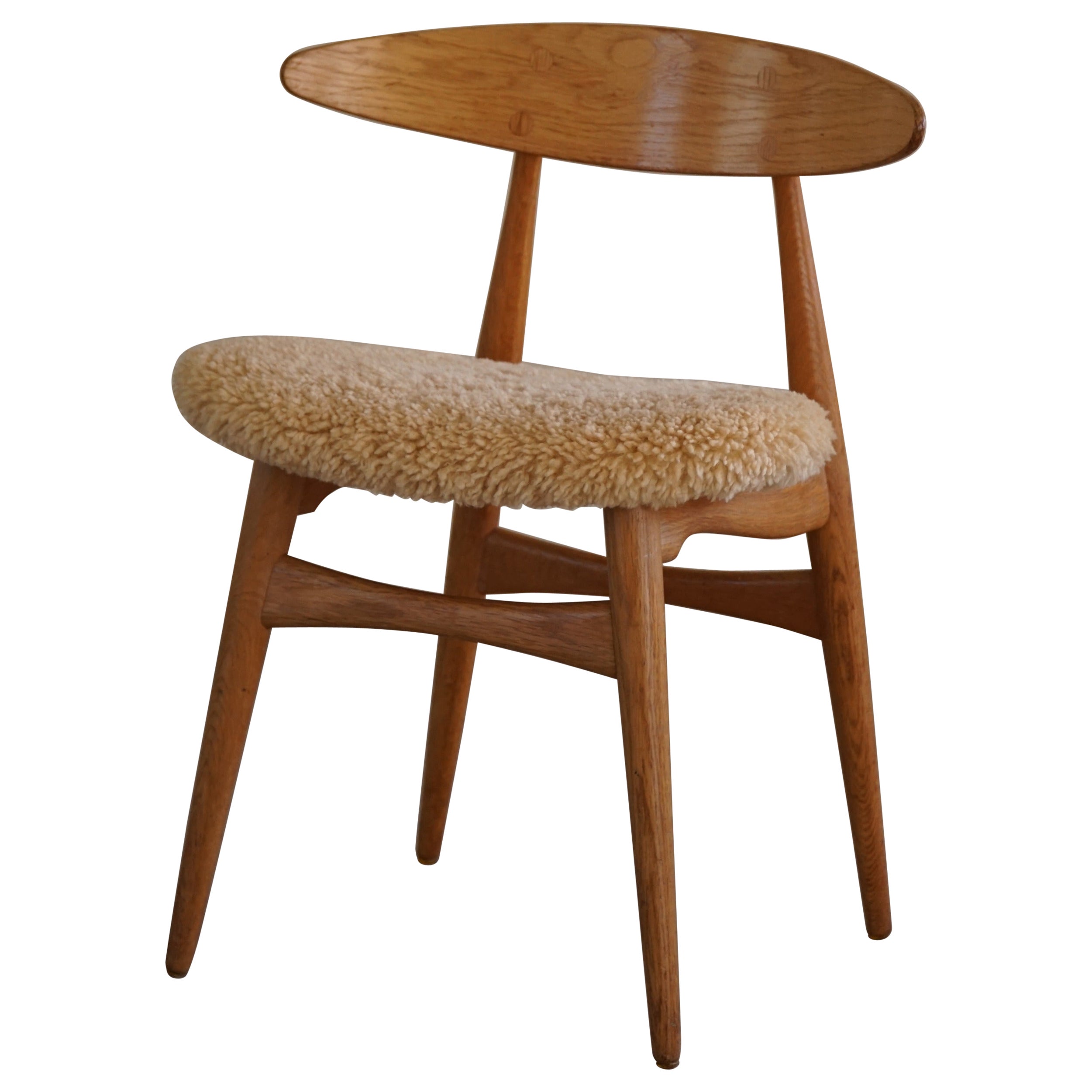 Hans J. Wegner, Chair in Oak & Lambswool, Model CH33, Danish Modern, 1960s