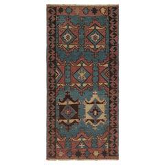 Tapis Kilim persan vintage à motifs tribaux bleus et rouges par Kilim