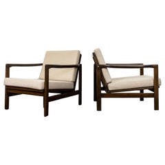 Pair of Mid-Century Modern B7522 Beige Lounge Chairs by Zenon Bączyk, 1960's