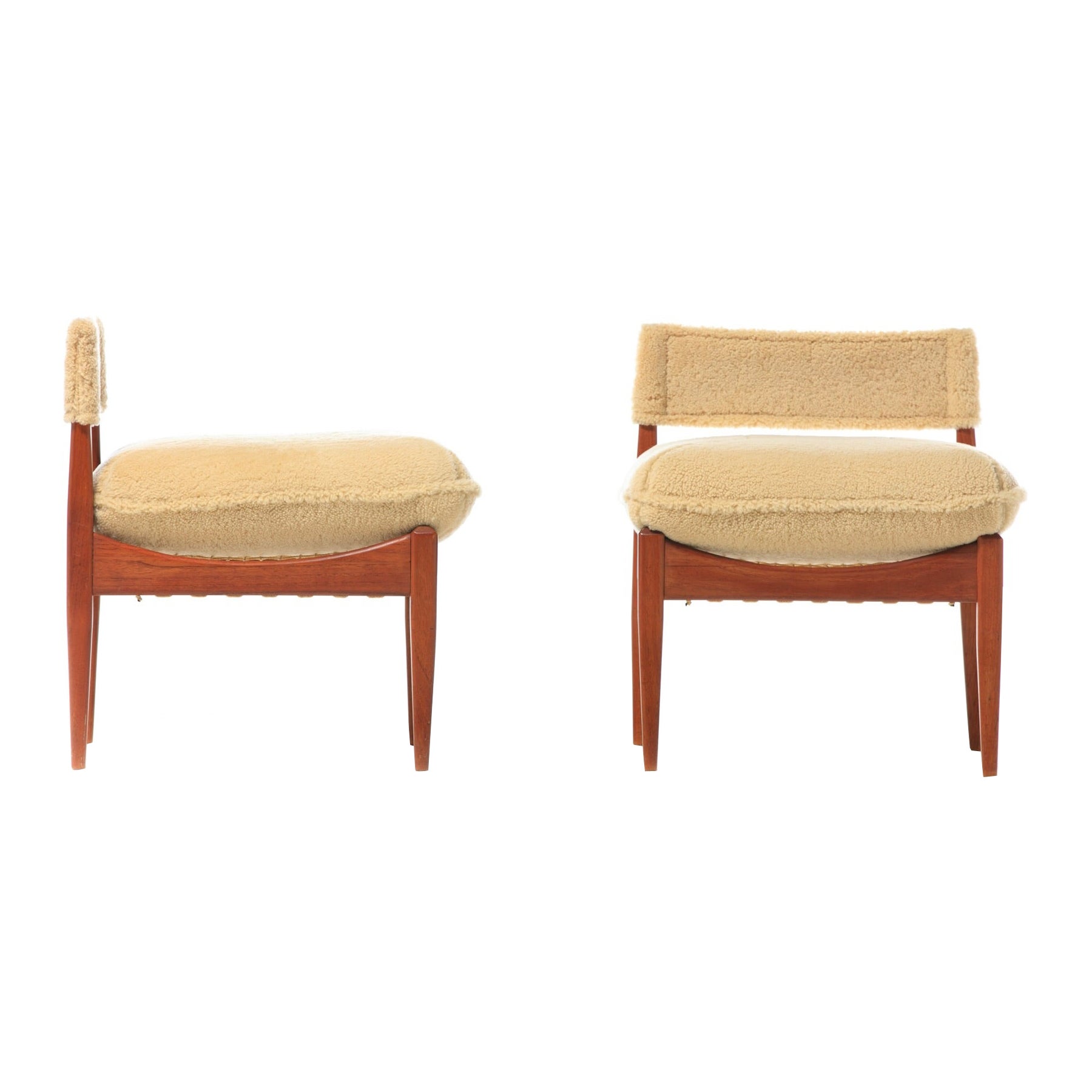 Paire de fauteuils de salon danois modernes de style Kristian Vedel en peau de mouton Palomino