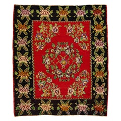 Tapis Kilim rouge vintage en laine de style bessarabique avec motif floral sur toute sa surface
