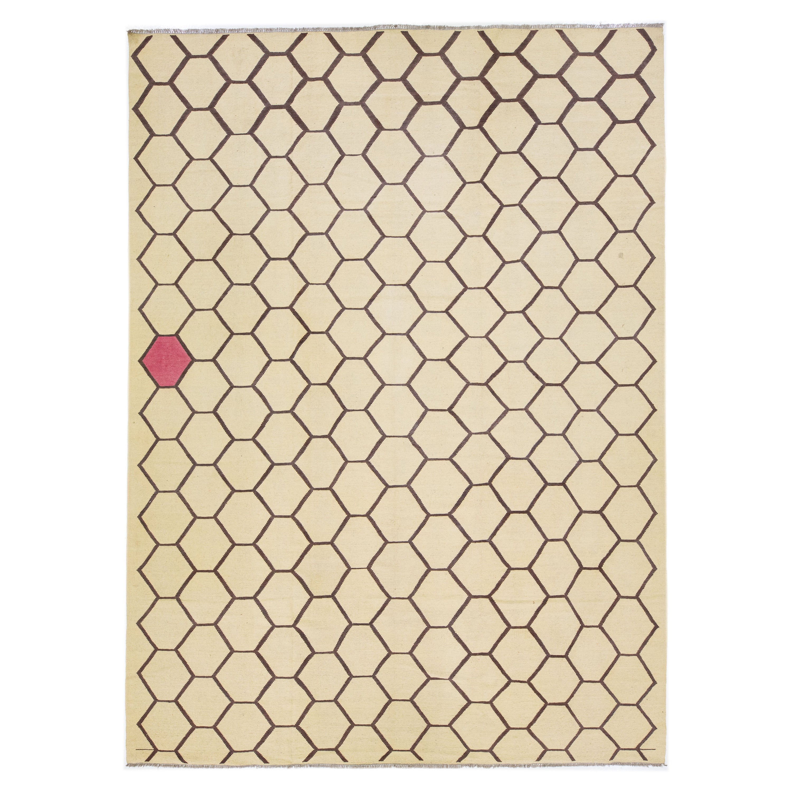 Zeitgenössischer türkischer Kelim-Wollteppich in Beige mit geometrischem Design im Angebot