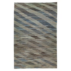 Tapis moderne Kilim en laine turque à tissage plat avec motif abstrait en marron et bleu