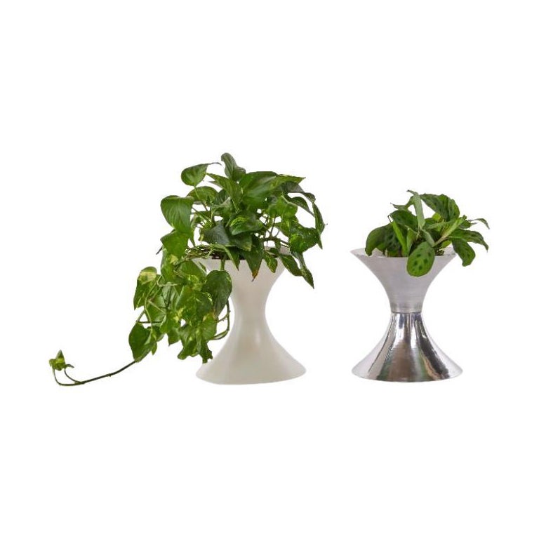 Set of 2 Dawn Planters, Gray & White by Laun