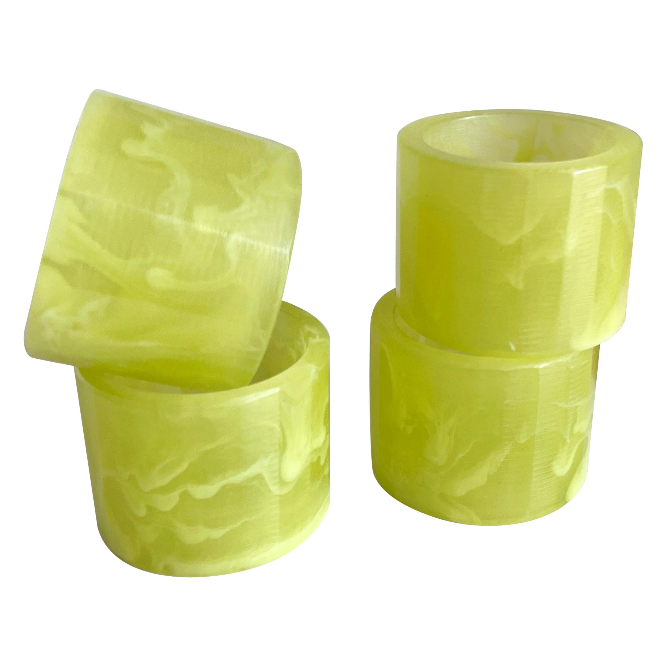 Set of 4 Napkin Rings in Lime Green Swirl Resin by Paola Valle For Sale