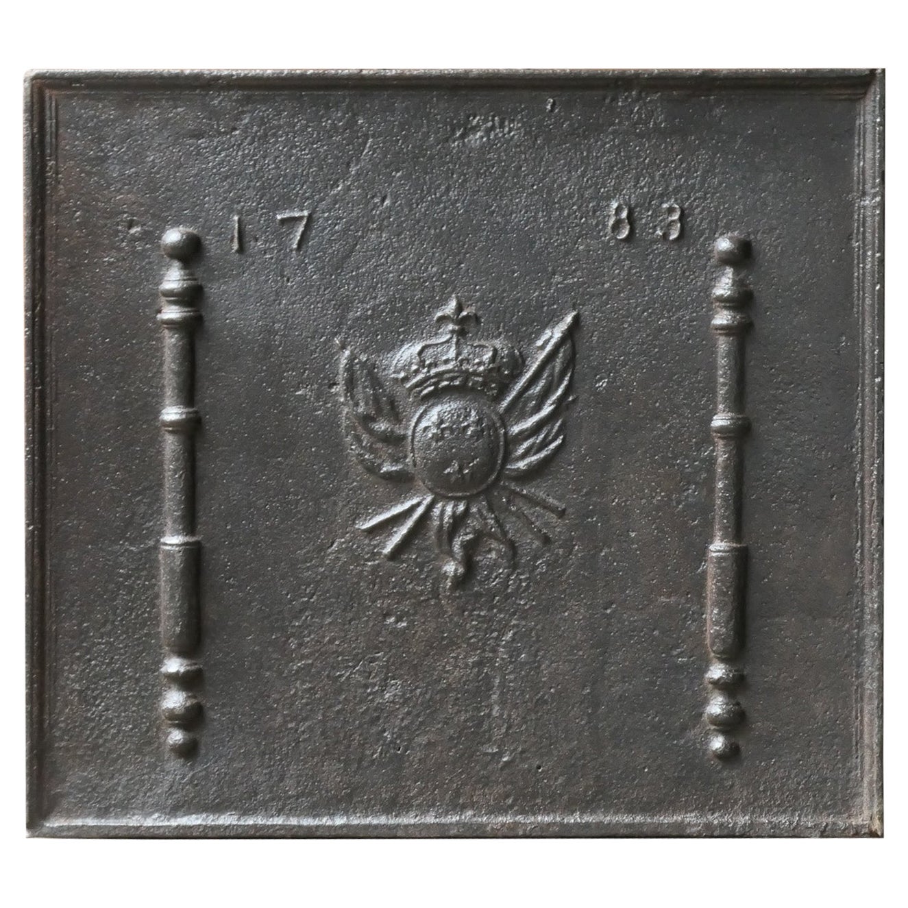 Plaque de cheminée Louis XV du 18ème siècle « Arms of France »