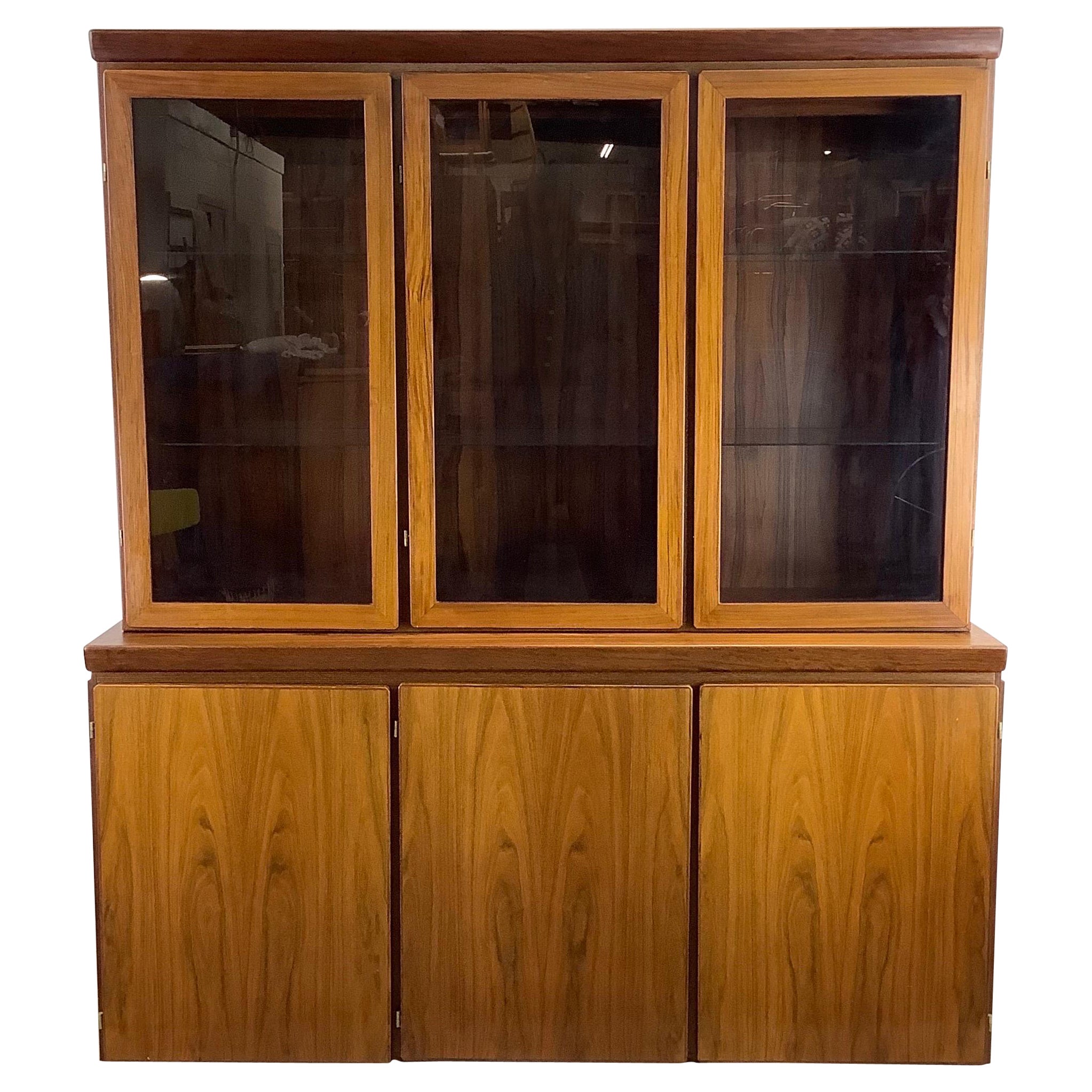 Vintage Modern Rosewood Sideboard With China Cabinet by Skovby