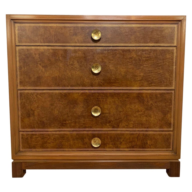 Commode en cuir et acajou Tommi Parzinger pour Charak Modern, vers les ...