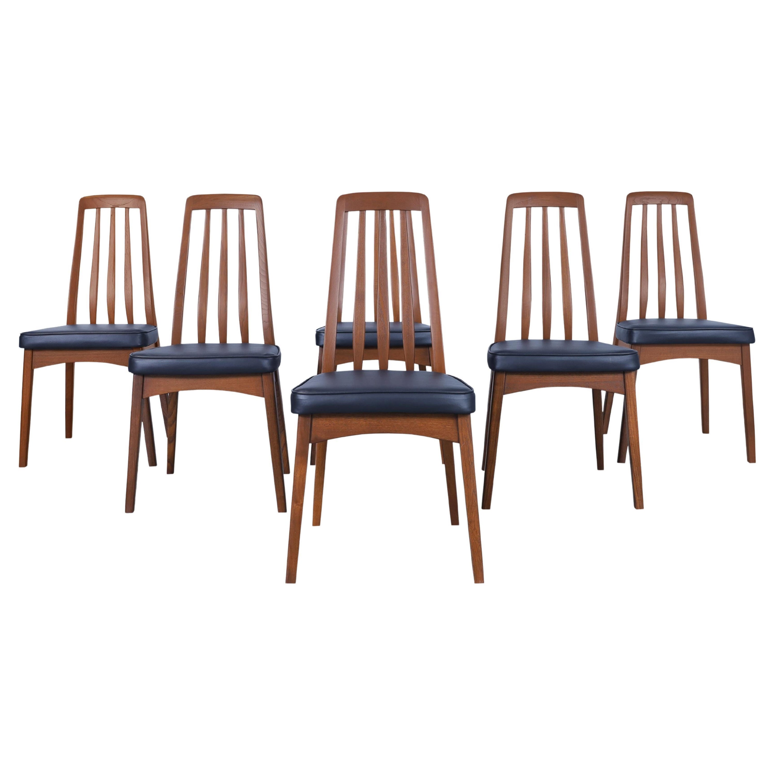 Mid-Century Modern Walnut Dining Chairs For Sale