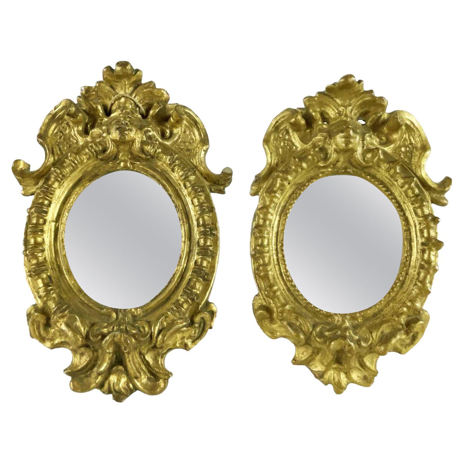 18th Century Louis XIV Italian Gilt Frames Pair of Oval Small Frames From Rome