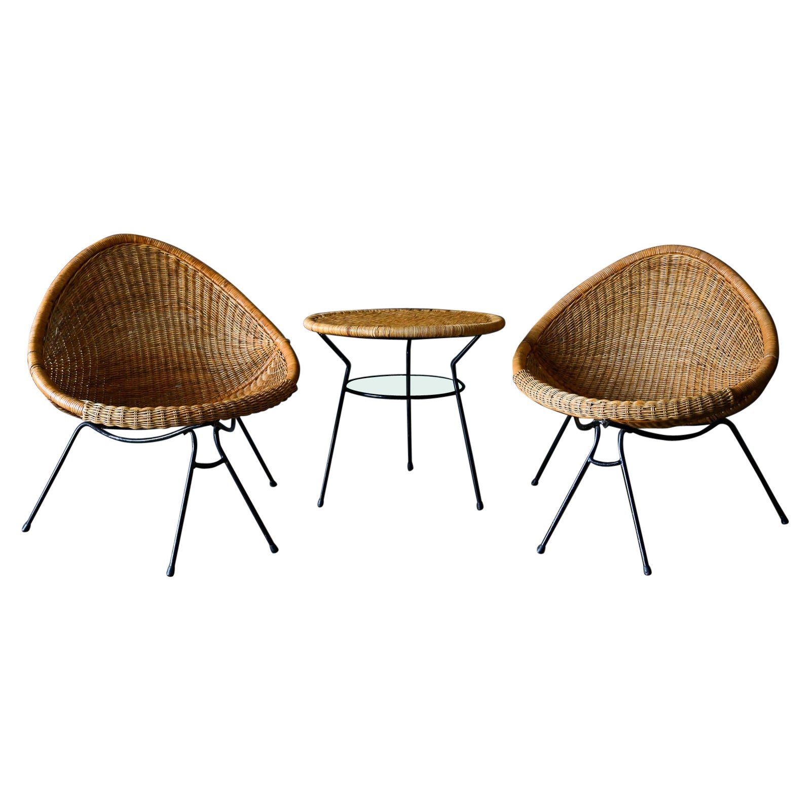 Vintage Italian Rattan and Iron Scoop Chairs and Table, ca. 1950 For Sale