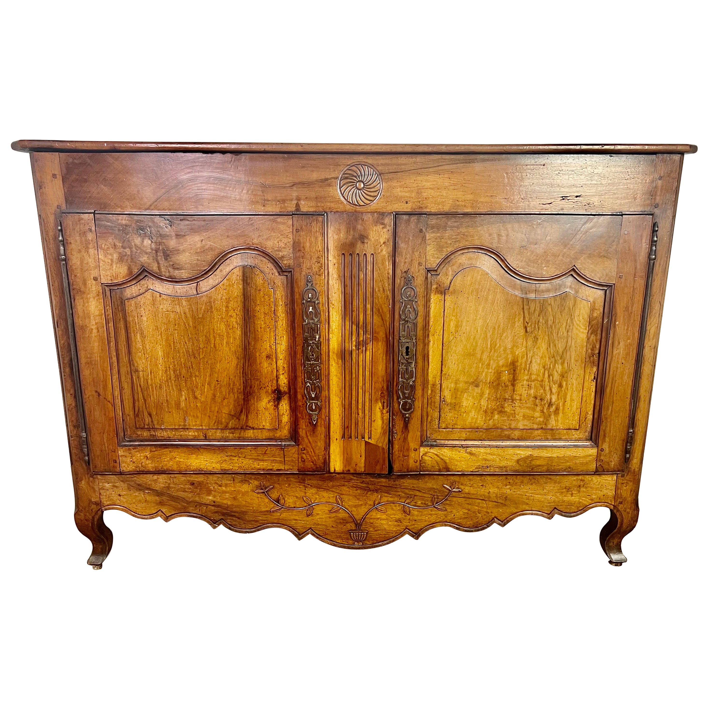 18th C. French Walnut Buffet For Sale