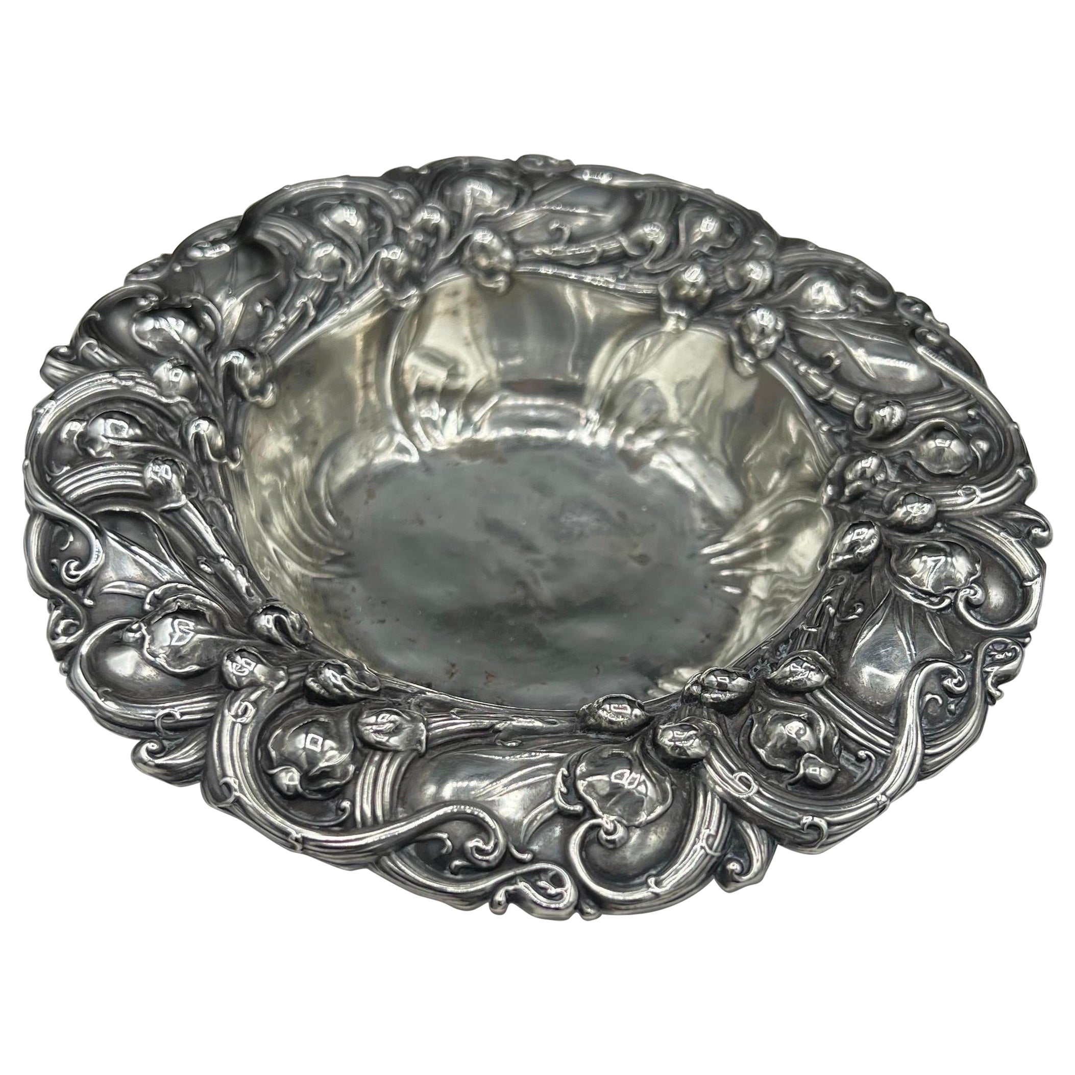 Sterling Silver " Lilly of the Valley " Bon Bon Dish by Whiting Division For Sale