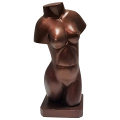 Figura desnuda femenina de mediados de siglo Busto tallado en madera con acabado en bronce