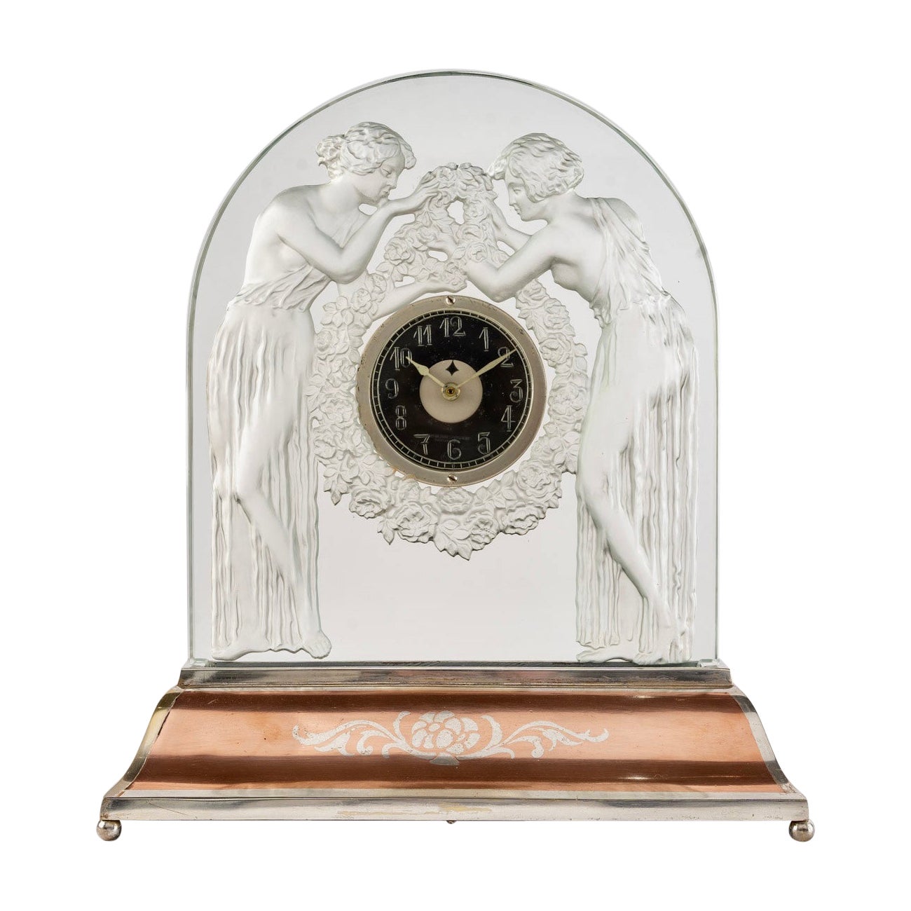 1926 René Lalique, Clock Deux Figurines Glass, American Base