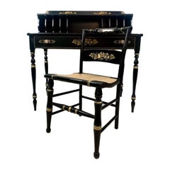 Sekretär-Schreibtisch und Stuhl im Hitchcock-Stil in Schwarz & Gold – 2er-Set