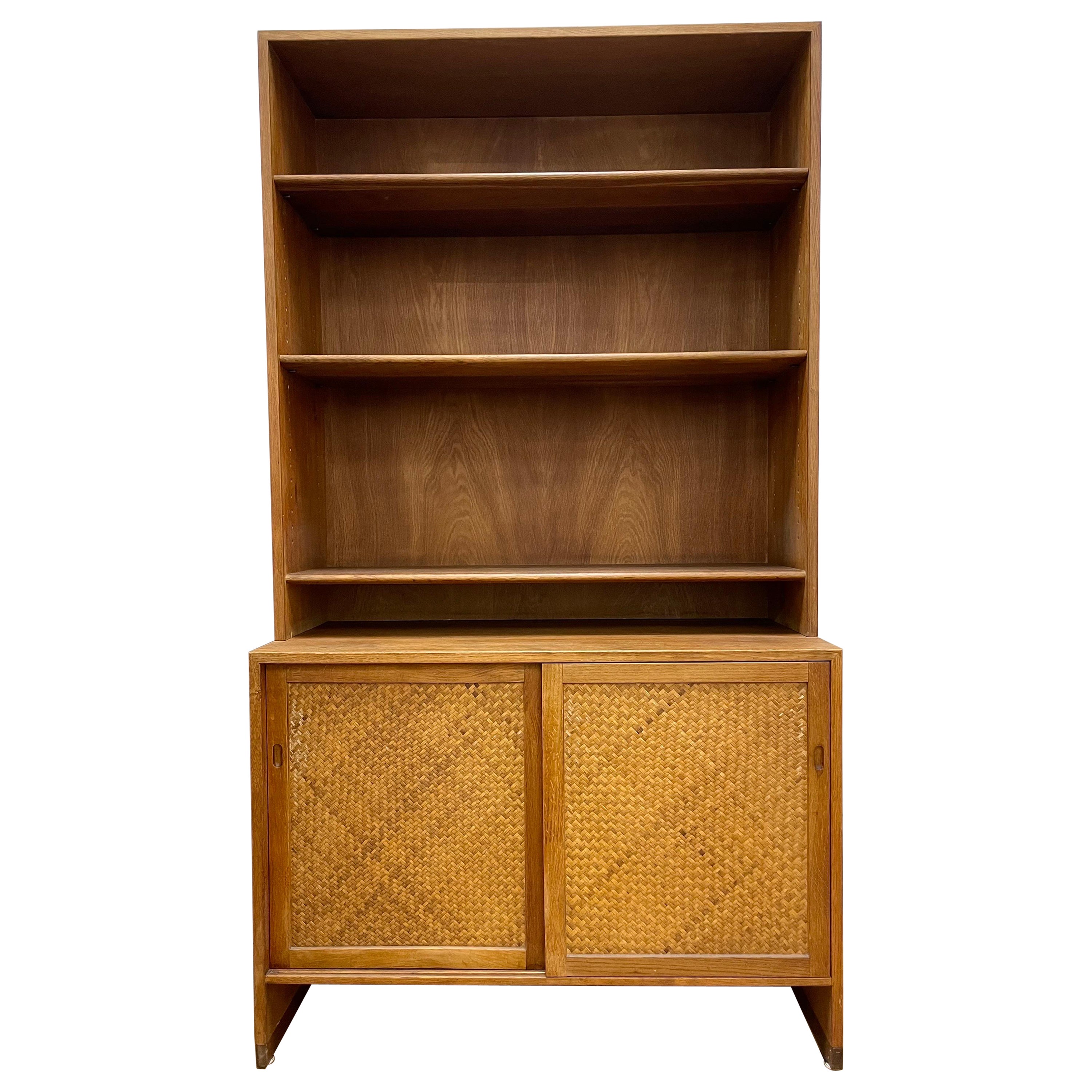 Hans Wegner para Ry Mobler Estantería o librería de roble