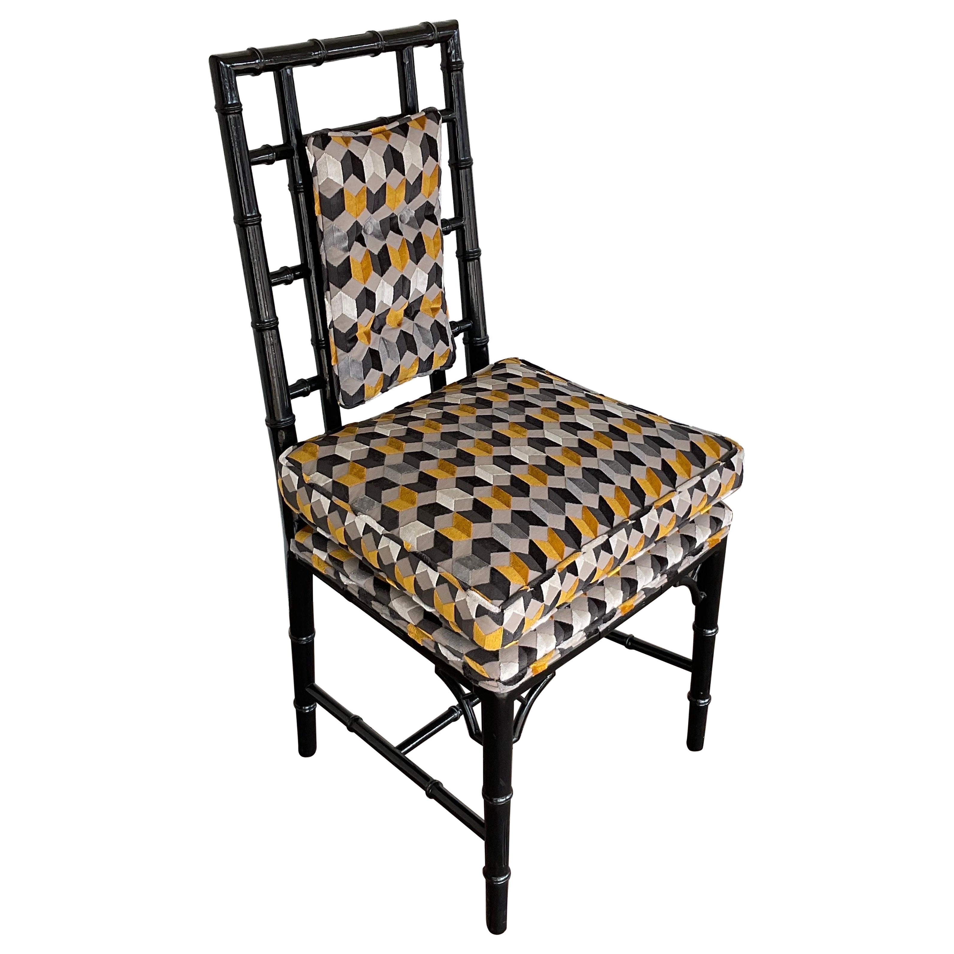 1970s Vintage Black lacquered Chinoiserie Faux Bamboo Chair For Sale