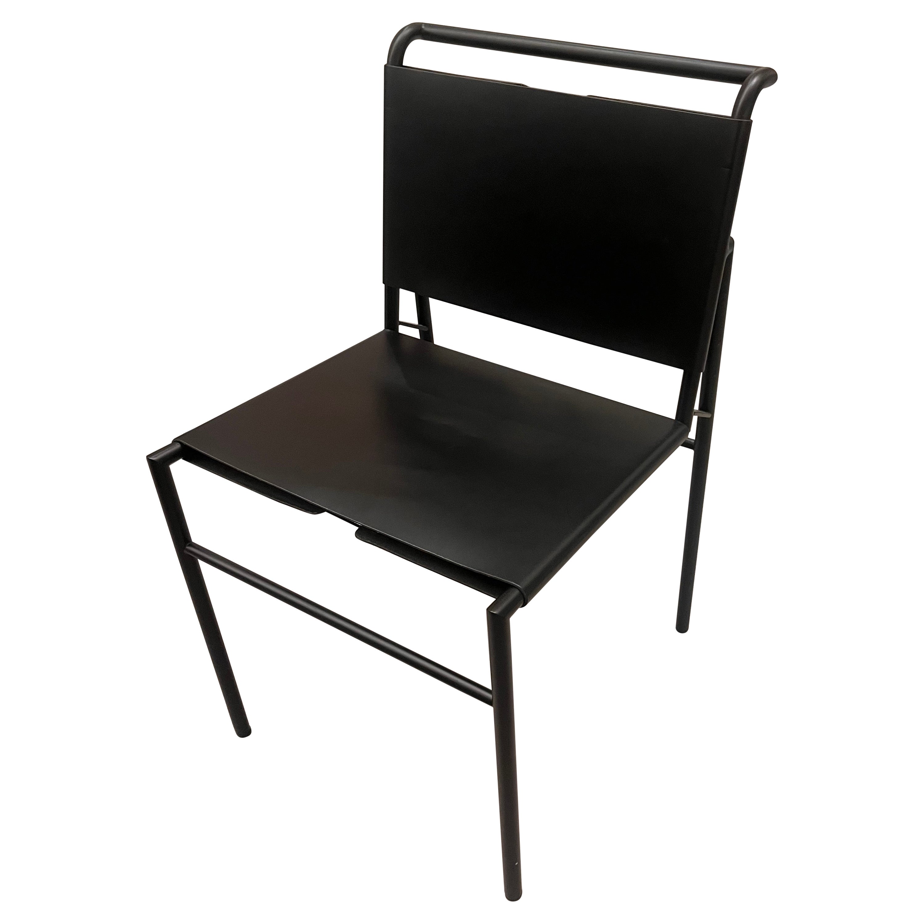 Chaise Roquebrune en cuir noir ClassiCon d'Eileen Gray, en stock