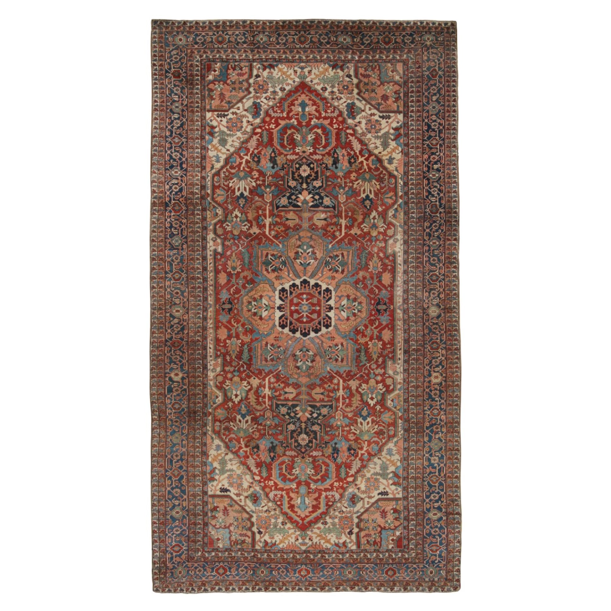 Antiker übergroßer persischer Heriz-Teppich in Rot mit Medaillon