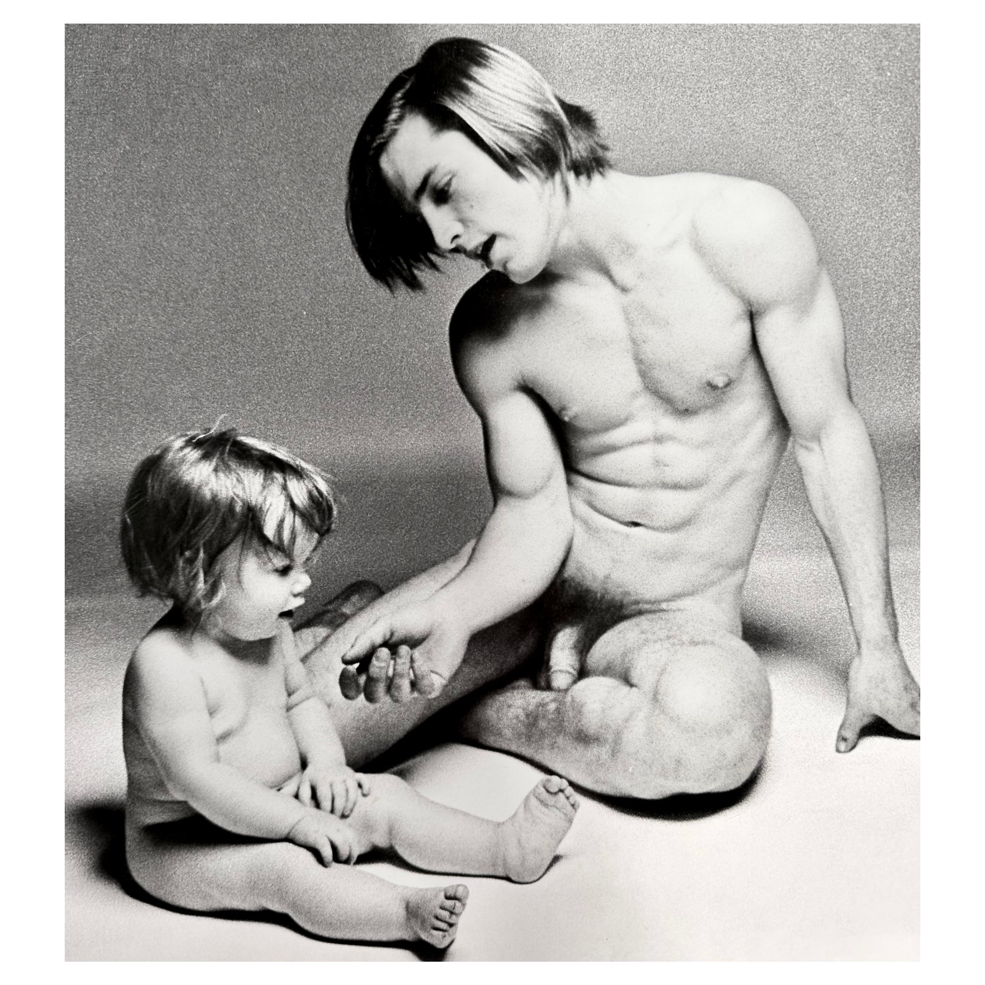 Francesco Scavullo, Andy Warhol’s Flesh: Joe Dallesandro with Child III, 1968. 
