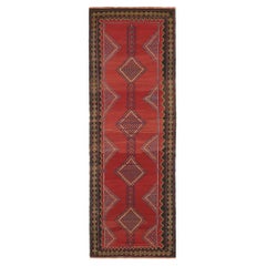 Persischer Kelim in Rot mit blauen geometrischen Mustern im Vintage-Stil