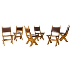 Ensemble brutaliste de 6 chaises de salle à manger en chêne massif et cuir chocolat de Bram Sprij