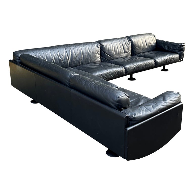 Giulio Corner Black Leather Sofa by Afra and Tobia Scarpa for Meritalia,  Italy 80s For Sale at 1stDibs