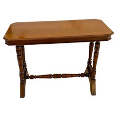 Antique Victorian Quality Walnut Side/Lamp Table
