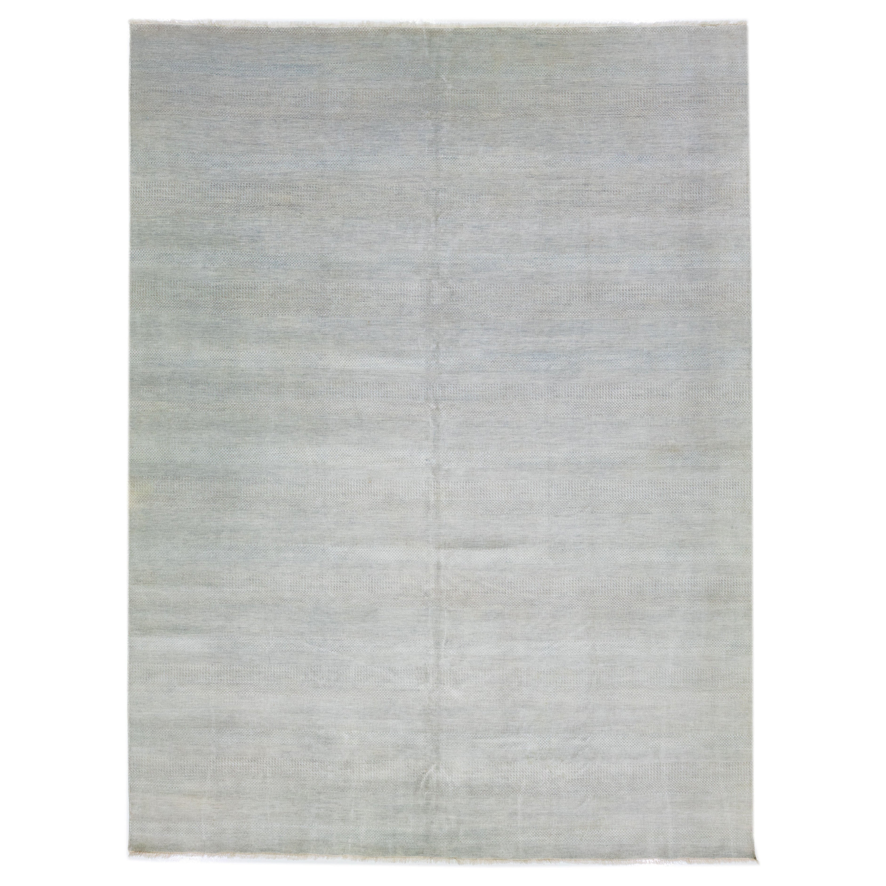 Contemporary Geometric Savannah Wool Rug Oversize in Gray For Sale