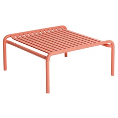 Petite table basse d'appoint Friture en aluminium et corail de Studio BrichetZiegler