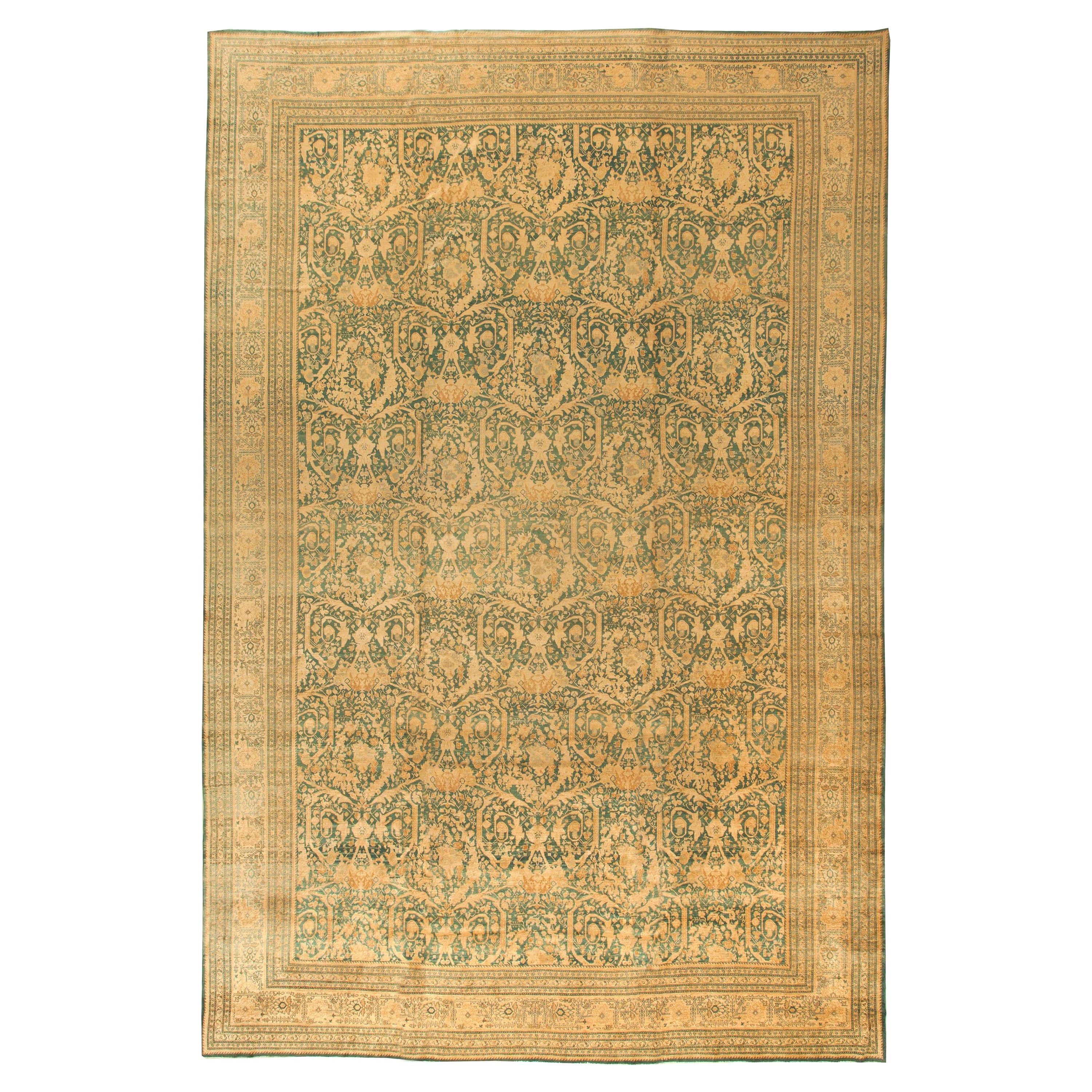 Tapis persan ancien Tabriz Botanic fait à la main Doris Leslie Blau en vente