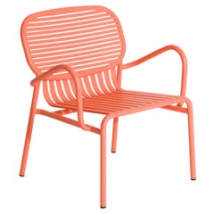 Petit fauteuil de la semaine Friture en aluminium corail de Studio BrichetZiegler