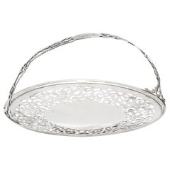 Art Nouveau Sterling Silver Pedestal Based Pierced Cake/Cookie Basket/Platter