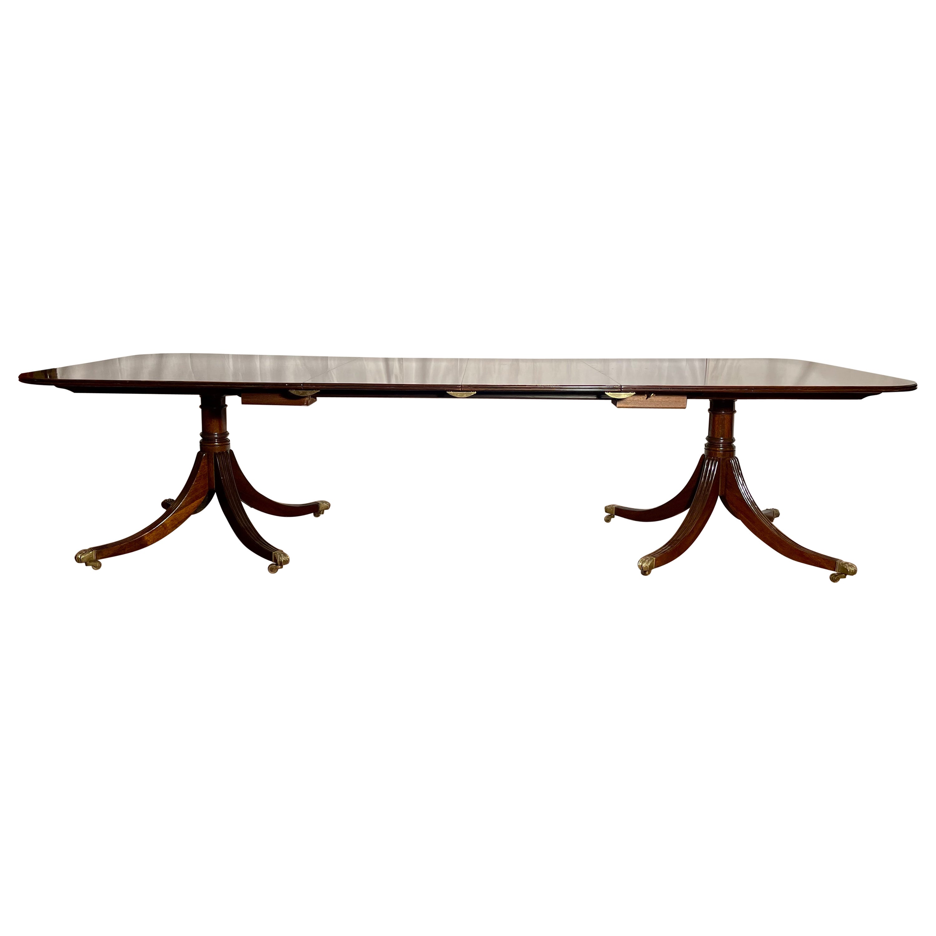 English Mahogany, Satinwood, & Rosewood Banded Dining Table, circa 1950s For Sale