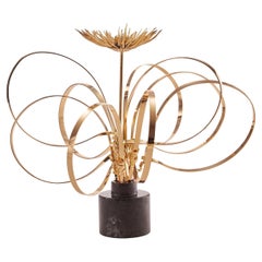 Sculpture en forme de tourbillon et de momiepar Art Flower Maker