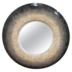 Grand miroir rond en laque et coquille d'œuf de style moderne français