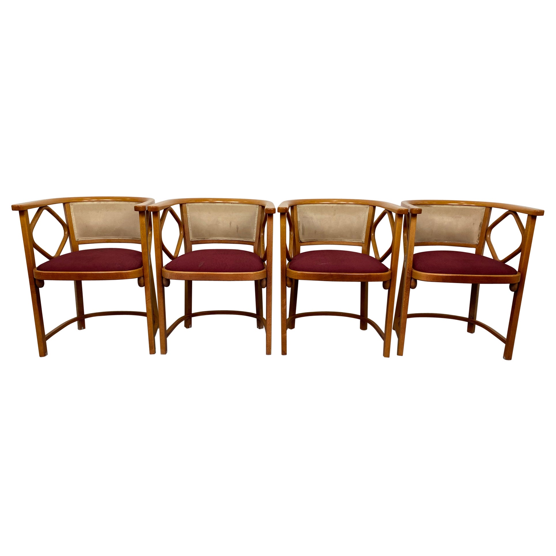 Set of 4 Fledermaus Chairs Executed by Thonet For Sale