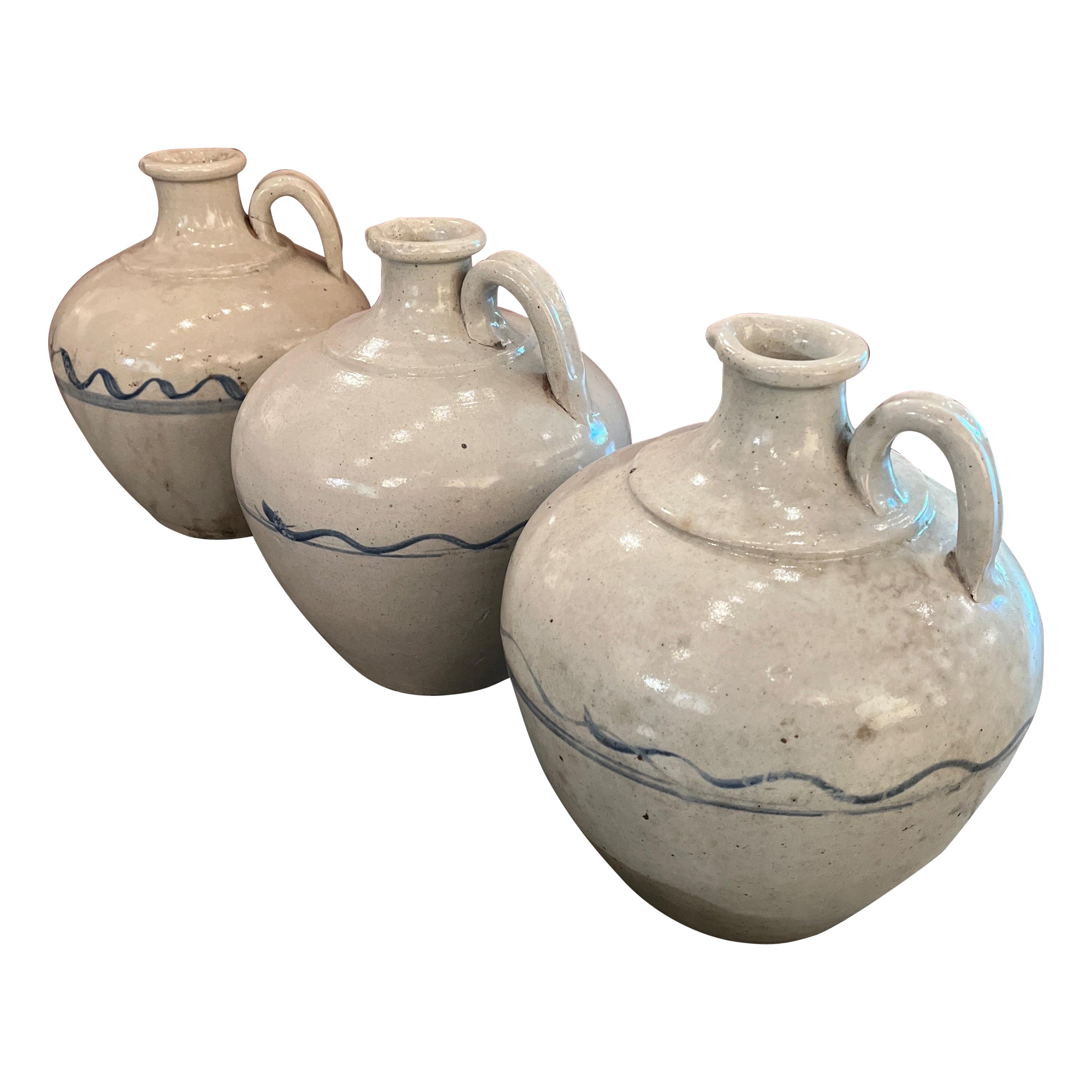 Antike chinesische Keramik-Weingefäße
