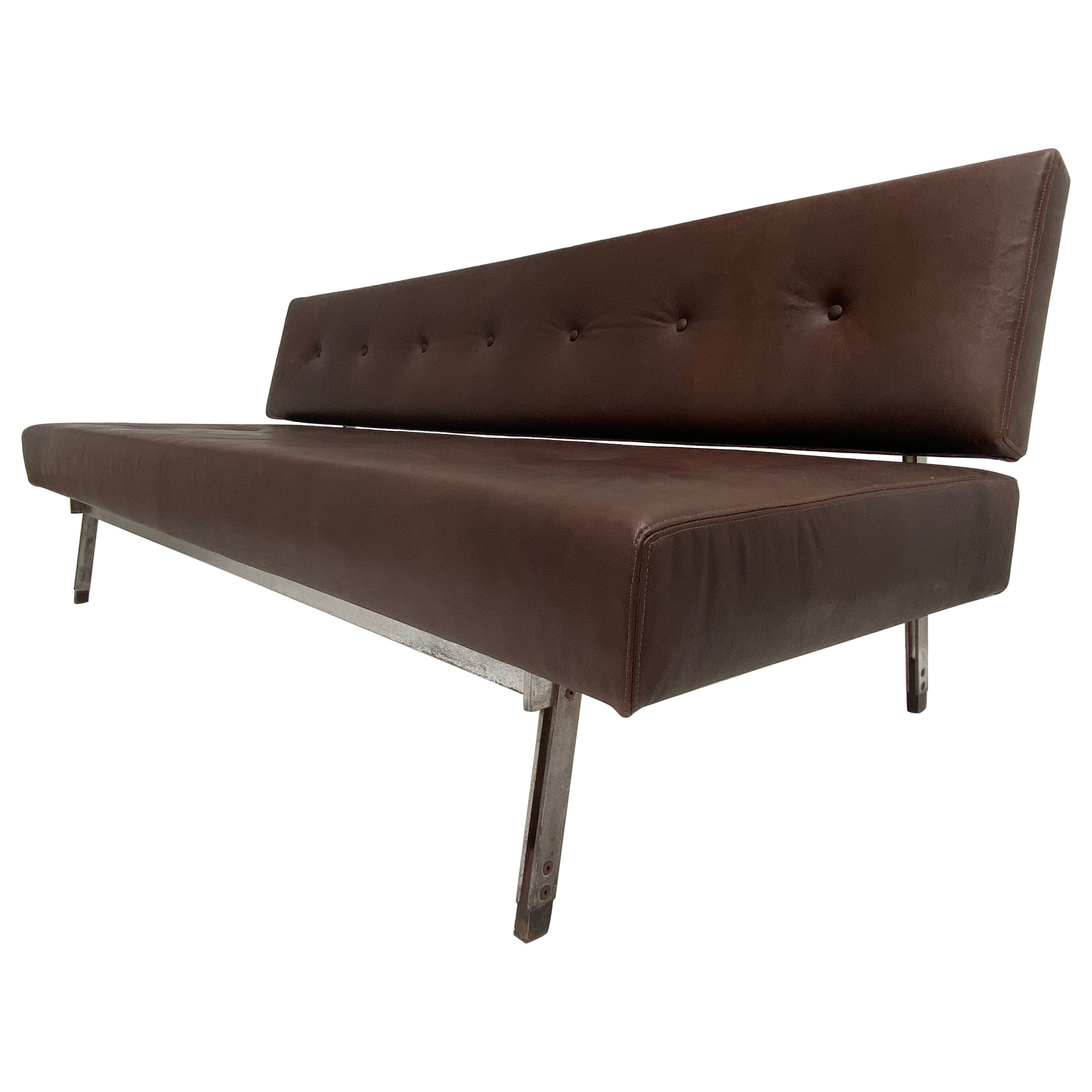 Superb 1958, 3 Seat, Gianfranco Frattini, '872' Leather Sofa, Cassina, Italy For Sale