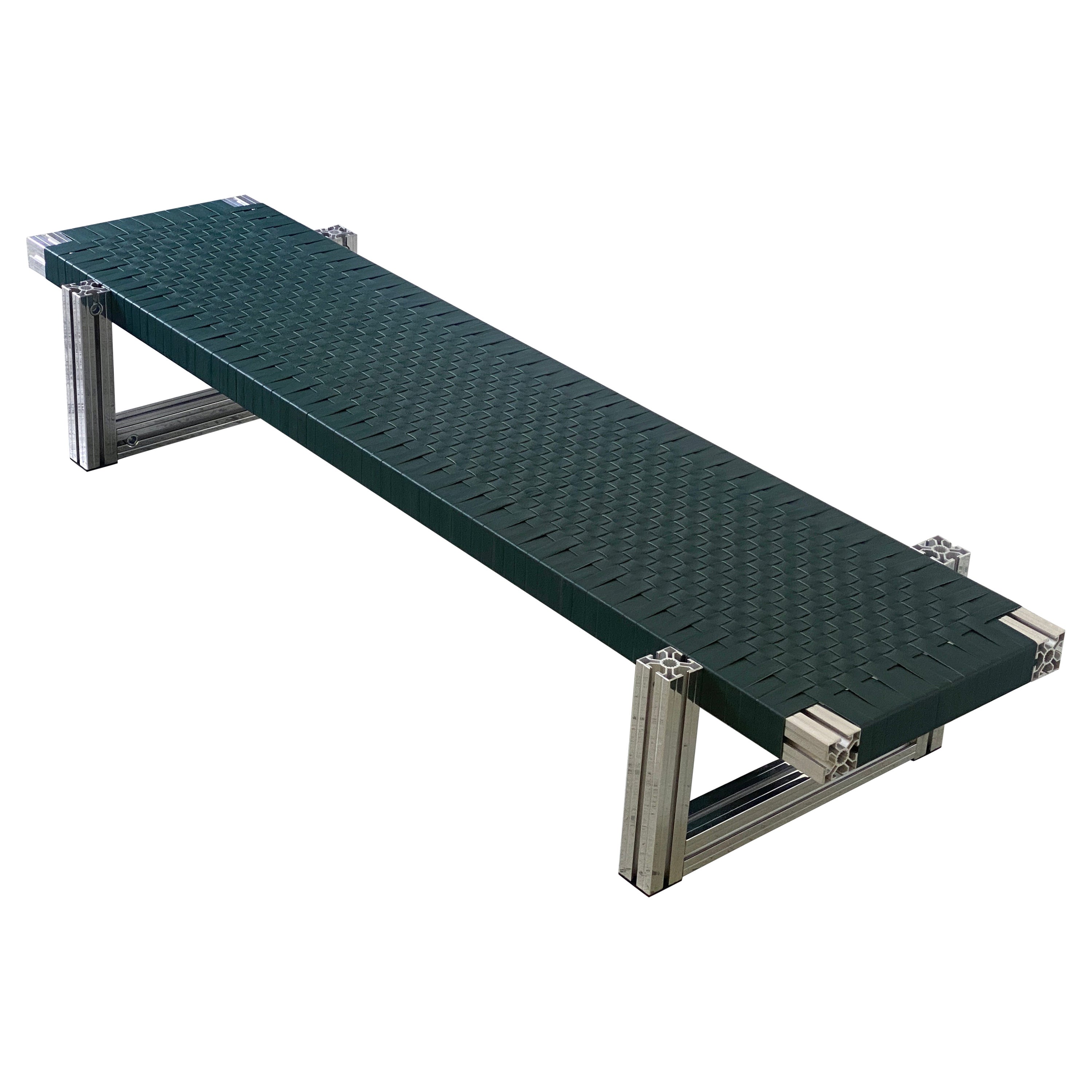 Banc en aluminium poli miroir avec sièges à sangles en cuir vert foncé en vente