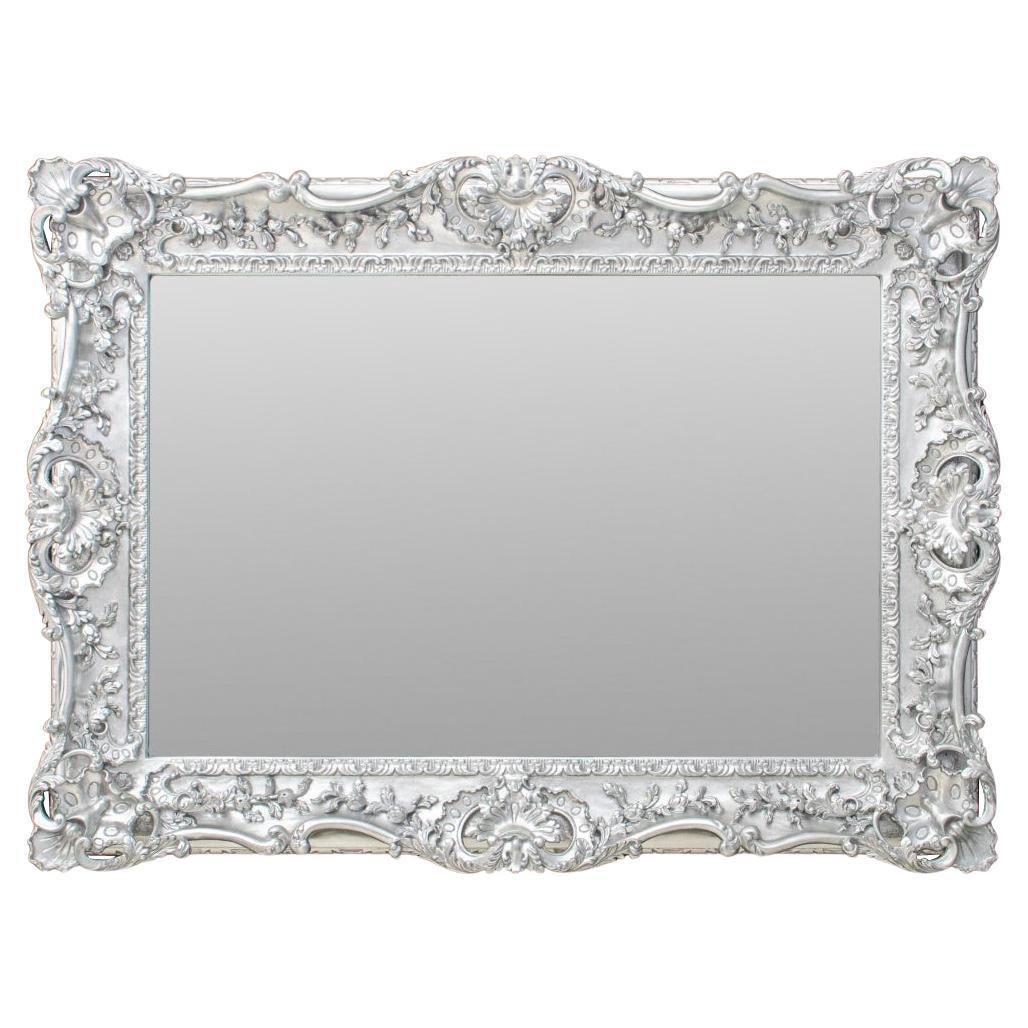 Versilberter französischer Spiegel im Rokoko-Stil im Louis-XV-Stil
