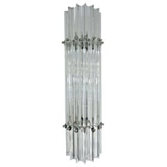 Italienische zeitgenössische minimalistische vertikale Wandleuchte aus Kristall-Muranoglas und Nickel