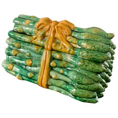 Majolica Ceramic Trompe l'Oeil Asparagus Covered Box