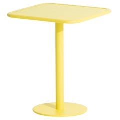 Petite table de salle à manger carrée Bistro Week-end en aluminium jaune, 2017