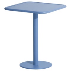 Petite table de salle à manger carrée Bistro Week-end en aluminium bleu azur, 2017