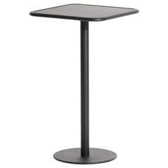 Petite table haute carrée Week-end en aluminium noir de Friture, 2017